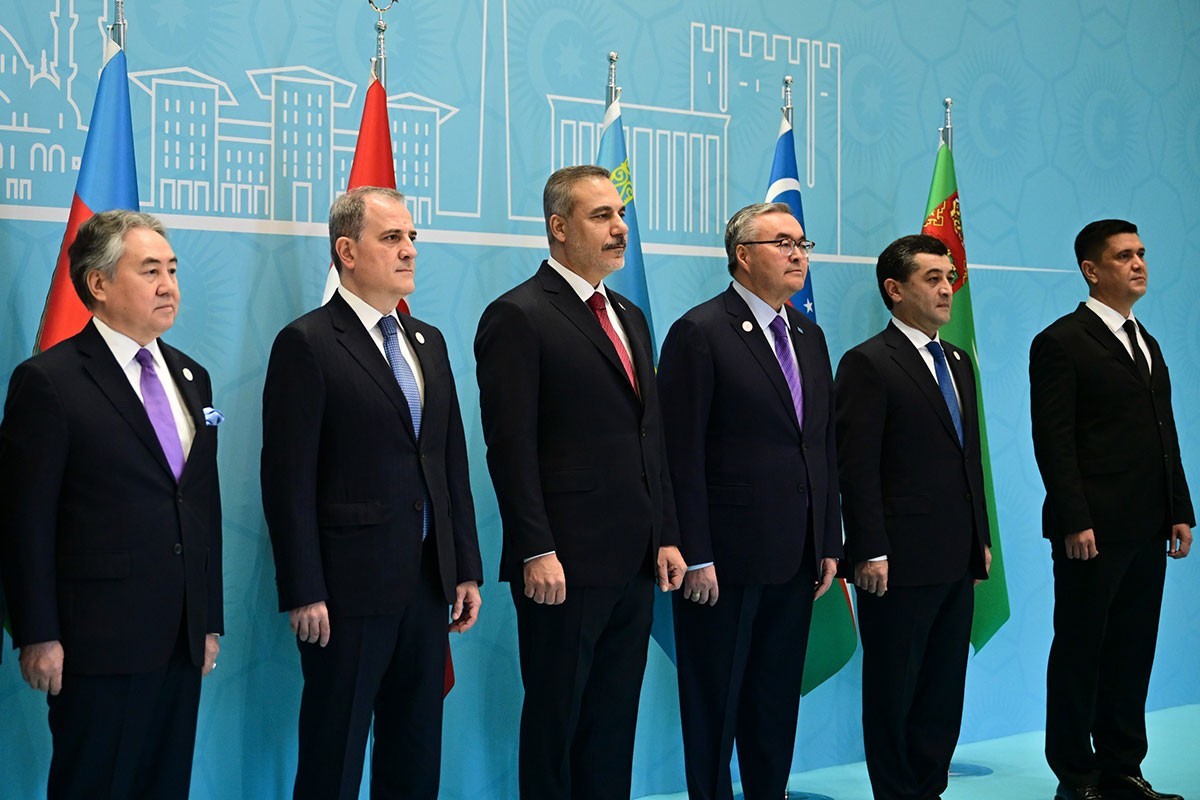 Ceyhun Bayramov Ankaradakı iclasda çıxış etdi - FOTOLAR 4 lf 12
