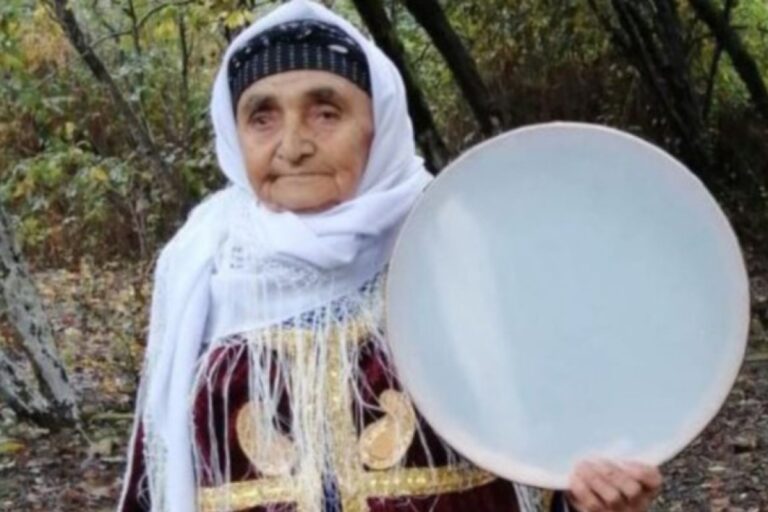 Xanımbacı Quliyeva 1 il əvvəl vəfat edibmiş