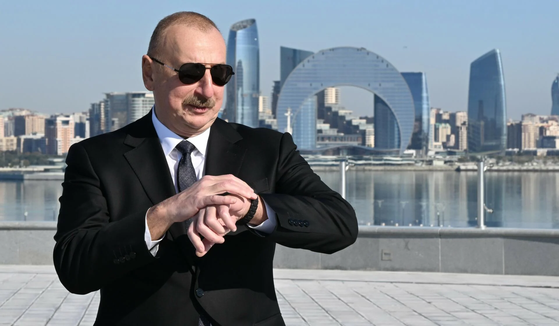 prezident eliyev saat