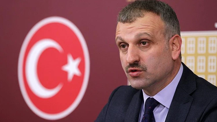 Azərbaycanı hədələyən Oqtay Saral istefa verir?