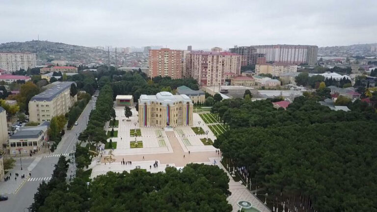 Bu ərazidə mənzillər kəskin ucuzlaşdı - FOTOLAR